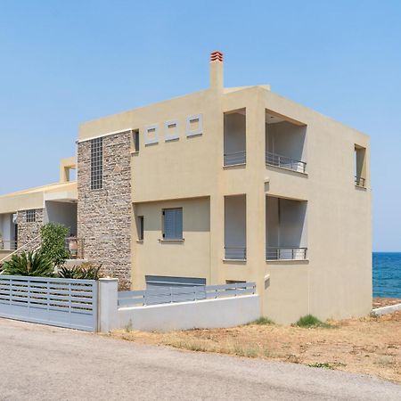 Spacious Beachfront Maisonettes With Stunning Views & A Private Beach Monemvasía Exterior photo