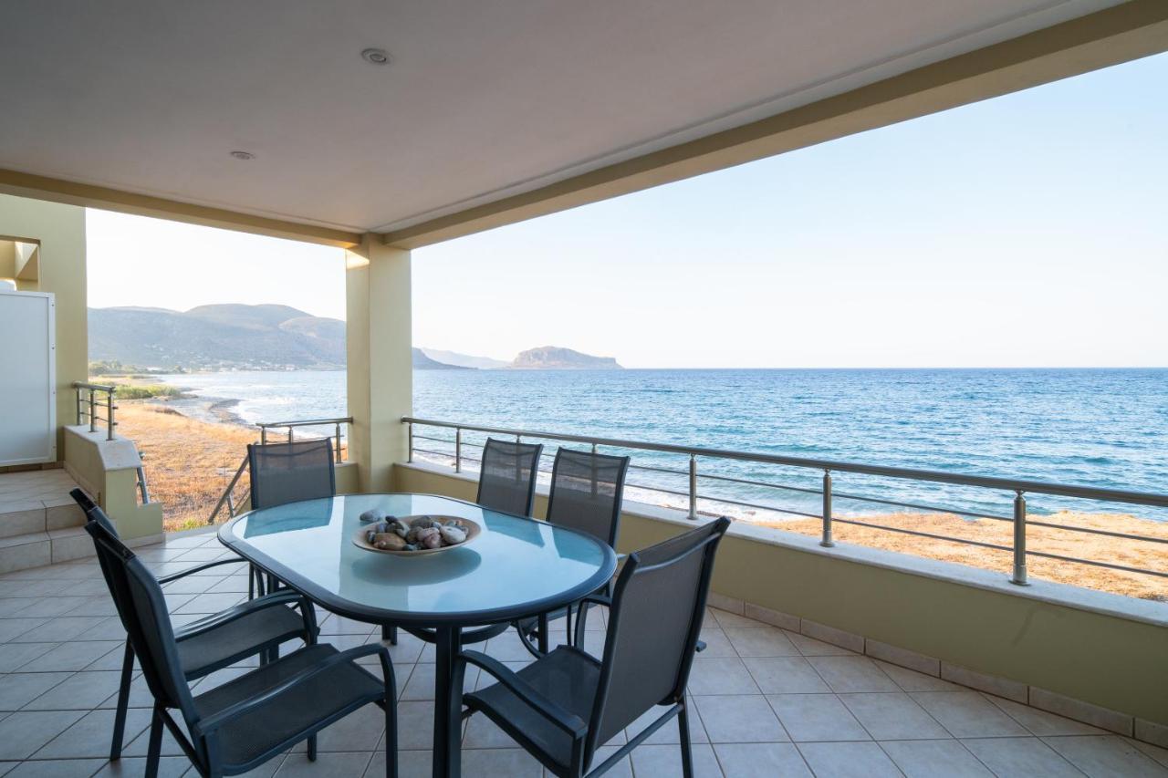 Spacious Beachfront Maisonettes With Stunning Views & A Private Beach Monemvasía Exterior photo