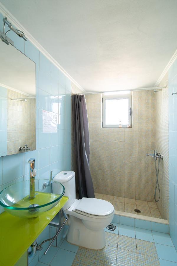 Spacious Beachfront Maisonettes With Stunning Views & A Private Beach Monemvasía Exterior photo